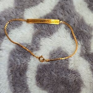 Avon Goldtone Bracelet
